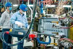 PMI tháng 11 dưới ngưỡng trung bình, ngành sản xuất Việt Nam suy giảm rõ rệt