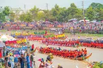 Lễ hội Óoc Om Bóc - đua ghe Ngo Sóc Trăng lần thứ V, khu vực ĐBSCL năm 2022 diễn ra tại TP Sóc Trăng thu hút gần 150.000 lượt du khách tham gia.