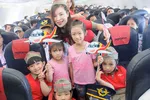 Phi công, tiếp viên “nhí” tưng bừng vui 1-6 cùng Vietjet