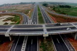Hôm nay Chính phủ trình Quốc hội chủ trương xây dựng một số đoạn đường bộ cao tốc trên tuyến Bắc - Nam phía Đông giai đoạn 2017-2020. Ảnh: C.T.V