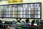 Giao dịch chứng khoán tại sàn Maybank KIM ENG (Thành phố Hồ Chí Minh). (Ảnh: Hoàng Hải/TTXVN)
