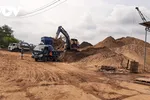 Nguồn cát san lấp mặt bằng và cát xây dựng đang sốt giá và khan hiếm.