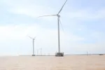 Các dự án điiện gió ở vùng biển tỉnh Bến Tre. (Ảnh: Công Trí/TTXVN)