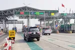 Triển khai thu phí điện tử đồng bộ trên toàn quốc từ 1/8. Sau thời hạn này, nếu trạm thu phí nào chưa hoàn thành sẽ phải xả trạm, chủ đầu tư chịu hoàn toàn trách nhiệm.