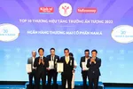 Nam A Bank vinh dự nhận giải thưởng “Top 10 thương hiệu tăng trưởng ấn tượng 2022”