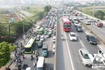 Thu phí vào nội đô là một trong các công cụ để thực hiện giải pháp quản lý xe cá nhân vào nội đô, nằm trong nhóm giải pháp kinh tế.