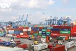 Khu vực Đông Nam Bộ đang gặp "điểm nghẽn" về logistics. (Ảnh: Hà An)