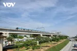 Metro 1 lăn bánh thử nghiệm lần 2. (Ảnh: H.K)