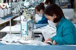 Người lao động ngành dệt may yên tâm làm việc khi có chính sách quan tâm chăm lo thỏa đáng.