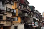 Hà Nội: Di dời người dân khỏi nơi nguy hiểm ở chung cư cũ trong tháng 4