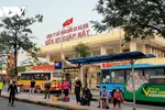Các nhà xe tại Bến xe Giáp Bát đã lên kế hoạch tăng cường 25% lượt xe/ngày so với ngày thường (250 - 300 lượt xe/ngày), nâng tổng số xe trong ngày cao điểm lên 950 - 1.000 lượt.