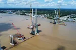 Cầu Rạch Miễu được chia nhiều mũi thi công, tiến độ tổng thể đạt 65%.