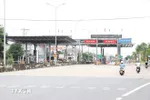 Trạm thu phí BOT-545 nằm trên ranh giới hai phường Điện Bàn Bắc và An Thắng (thành phố Đà Nẵng) tồn tại nhiều bất cập suốt những năm qua. (Ảnh: Khoa Chương/TTXVN)