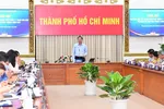 Đồng chí Phan Văn Mãi chủ trì phiên họp. Ảnh: VIỆT DŨNG
