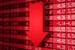 Nhà đầu tư bất ngờ ‘tháo chạy’, VN Index chốt quý II dưới mốc 1.200 điểm