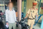 TPHCM: Phạt 9 triệu đồng thanh niên ‘lạng lách, đánh võng’ trên Quốc lộ 13