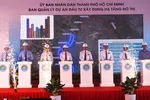 Bí thư Thành ủy TPHCM Nguyễn Văn Nên, Chủ tịch UBND TPHCM Phan Văn Mãi cùng lãnh đạo sở, ngành bấm nút khởi công