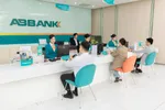 Nhân dịp sinh nhật lần thứ 32, ABBANK tặng miễn phí 320 tài khoản số đẹp mỗi thứ 6 hàng tuần, đồng thời tặng thêm 0,2% lãi suất cho khách hàng gửi tiết kiệm tại quầy từ nay đến 30/6/2025