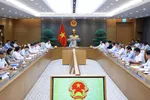 Thủ tướng Lê Minh Hưng chủ trì và phát biểu tại cuộc họp chiều 22-9. Ảnh: VIẾT CHUNG