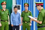 Livestream gây rối ở bệnh viện, 6 người bị khởi tố