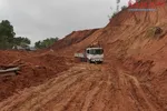 Lâm Đồng: Khuyến cáo không đi qua đèo Gia Bắc do sạt lở