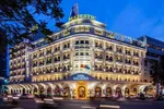 Majestic Hotel- một trong 4 khách sạn có giá trị lịch sử, kiến trúc, mỹ thuật ở trung tâm thành phố. 