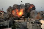 Không quân Israel không kích Dải Gaza. (Ảnh: Al Jazeera)