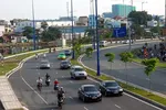 Đường Võ Văn Kiệt, quận 1, Thành phố Hồ Chí Minh. (Ảnh: Hoàng Hải/TTXVN)