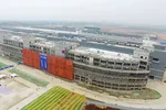 Yangtze Memory Technologies' sprawling Wuhan campus, pictured under construction. (Photo courtesy of Tsinghua Unigroup)
