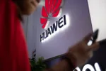 Bị tẩy chay và doanh thu lao dốc, Huawei rút dần khỏi Ấn Độ