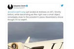Chuyên cơ chở Tổng thống Trump suýt đâm máy bay không người lái