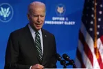 Tổng thống đắc cử Joe Biden phát biểu trong buổi công bố hôm thứ Bảy 16/1 tại nhà hát The Queen ở Wilmington, Delaware. (Hình ảnh Alex Wong / Getty)