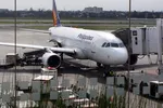 Một máy bay của Philippines Airlines - Ảnh: Bloomberg.