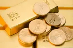 Giá vàng 23/12: 51,2 triệu đồng/lượng, vàng giảm mạnh trước dữ liệu kinh tế Mỹ