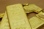 Giá vàng 22/4: 57,1 triệu đồng/lượng, vàng giảm mạnh vào cuối tuần do lo ngại Fed diều hâu