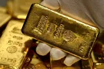 Vàng thế giới 9/8: Tăng mạnh do nhu cầu trú ẩn an toàn, kỳ vọng Fed cắt giảm lãi suất