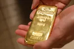 Vàng thế giới 9/10: Giảm mạnh nhất trong hơn một tháng