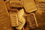Vàng thế giới 25/10: Vàng hồi phục bất chấp đồng đô la Mỹ tăng mạnh