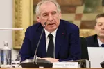 Thủ tướng Pháp mới Francois Bayrou cho biết ông "tự hào" về "chính phủ giàu kinh nghiệm" của mình.