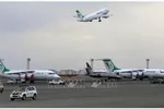 Các máy bay tại sân bay ở Iran. Ảnh tư liệu: IRNA/TTXVN