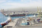Cảng hàng hóa ở Iran. Ảnh: IRNA/TTXVN