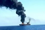 Một trong những con tàu bị lực lượng Houthi tấn công. Ảnh: IRNA/TTXVN