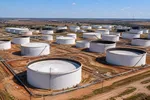 Bể chứa dầu tại Cushing, Oklahoma, Mỹ. Ảnh minh họa: AI