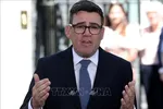 Thủ tướng Anh Andy Burnham phát biểu tại phố Downing, London. Ảnh: THX/TTXVN