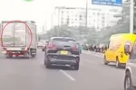 Công an truy tìm xe tải điên gây náo loạn đại lộ Phạm Văn Đồng