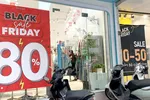 Black Friday giảm giá "sập sàn" mà hàng vẫn ế