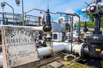 Trạm tiếp nhận của đường ống dẫn dầu Druzhba giữa Hungary và Nga. 