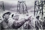 Prime Minister Võ Văn Kiệt directs the construction of the North - South 500kv transmission line.