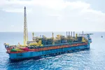 Tàu khoan dầu Liza Unity ngoài khơi Guyana vẫn liên tục khai thác vì lợi nhuận. Ảnh: SBM Offshore