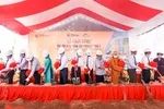 Đại diện Chủ đầu tư và các đại biểu thực hiện nghi lễ khởi công dự án Khu dân cư Phước Thọ 1